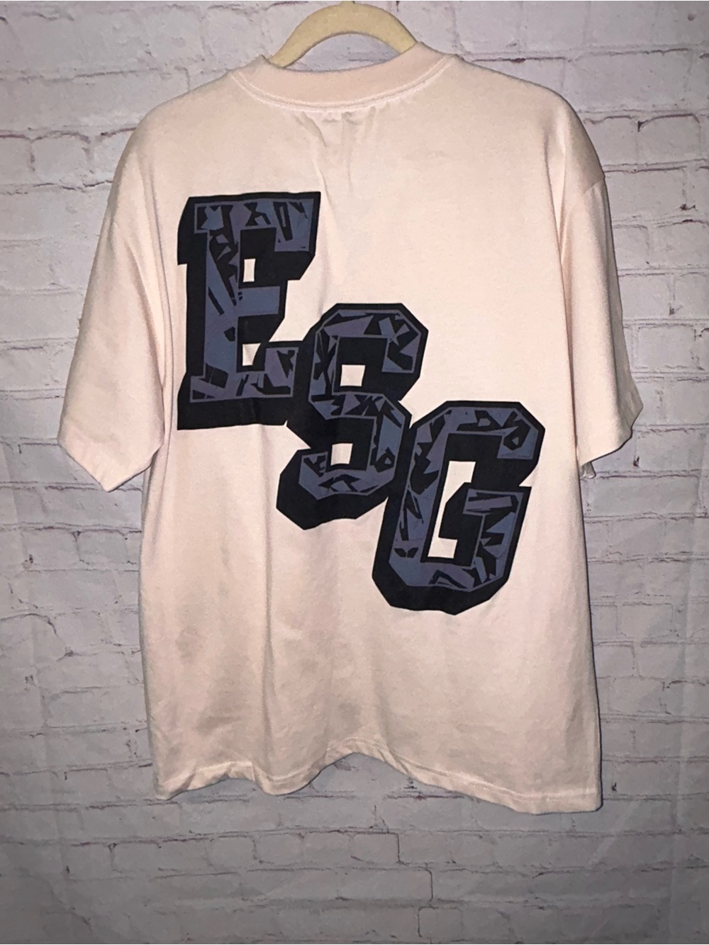 East side Golf Tee men’s size L